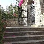 Hotel Omar & 3*