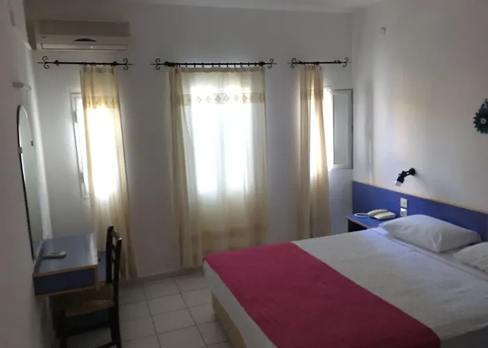 Hotel Omar & Torba