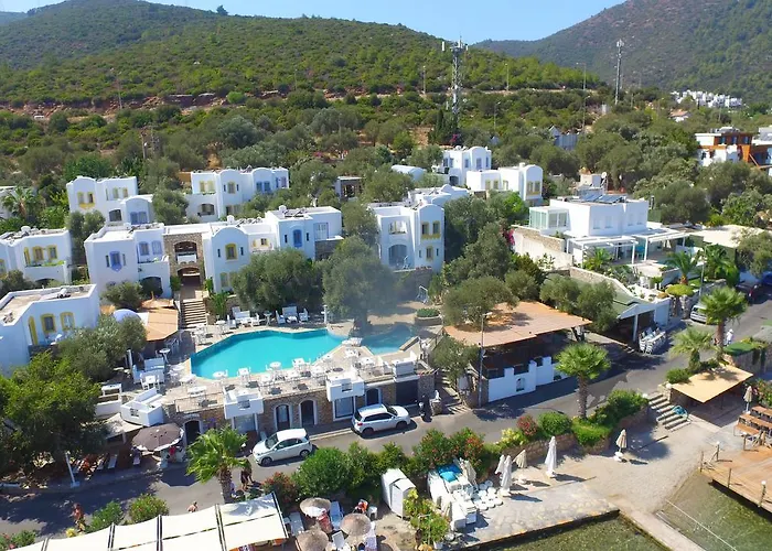 Hotel Omar & Torba